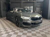 BMW 8 SERIES